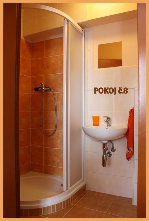 Penzion Pinokio Божи Дар Екстериор снимка